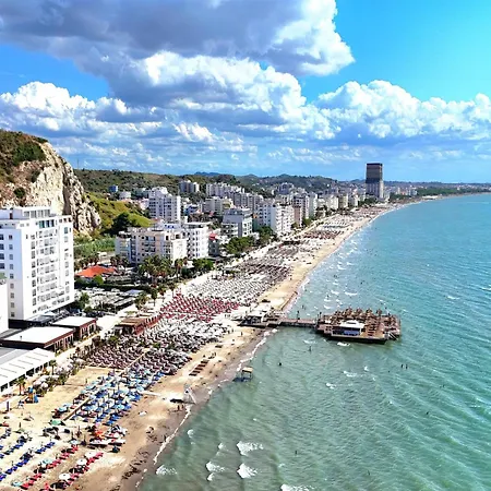 In Near Sandy Apartment Durrës
